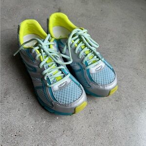 Tsukihoshi Kids Athletic Shoes in Light Blue and Neon Yellow